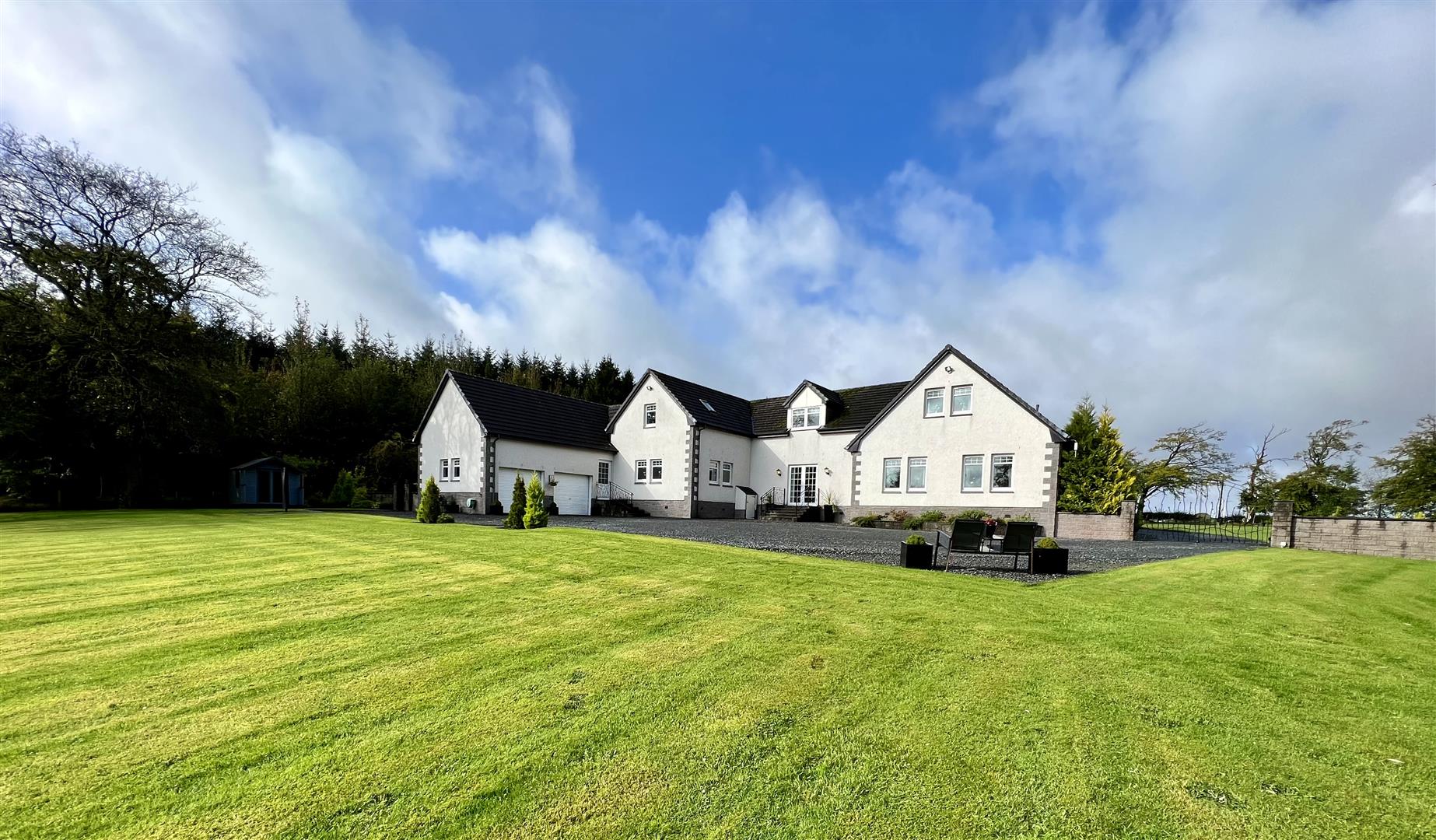 Acres Ridge, Drumclog, Strathaven Residence Estate Agents